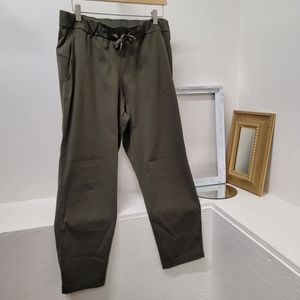Lululemon jogger pants